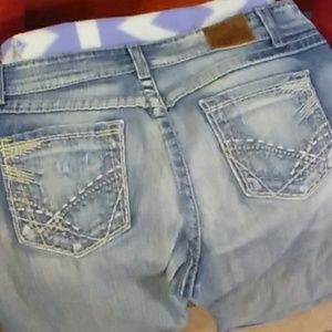 BKE capris very cute